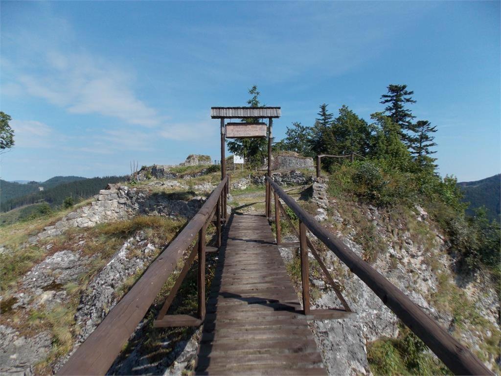 Park Borik 4You & Free Parking Zilina Bagian luar foto