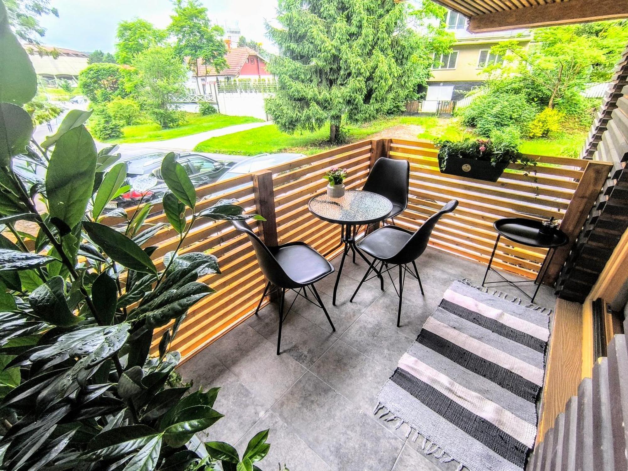 Park Borik 4You & Free Parking Zilina Bagian luar foto